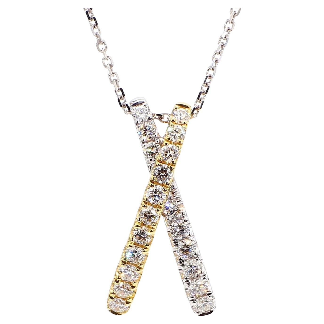 Pendentif en or blanc avec diamant rond naturel de 0.55 carat TW