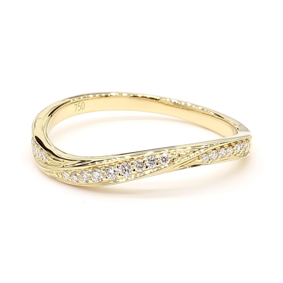 Natural White Round Diamond 0.56 Carat TW Yellow Gold Wedding Band Contemporáneo en venta