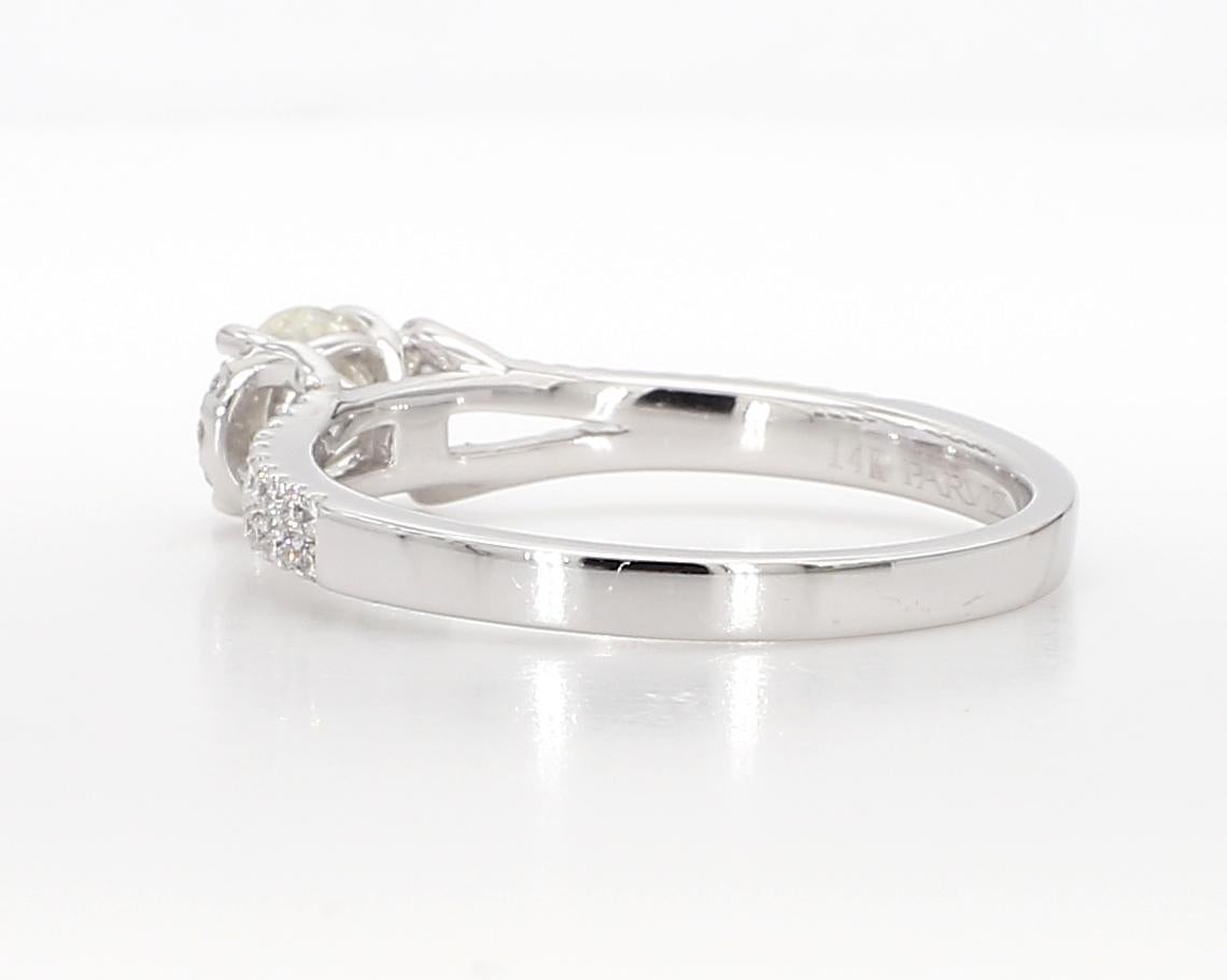 Natürlicher weißer runder Diamant 0.71 Karat TW Weißgold Cocktail-Ring (Rundschliff) im Angebot
