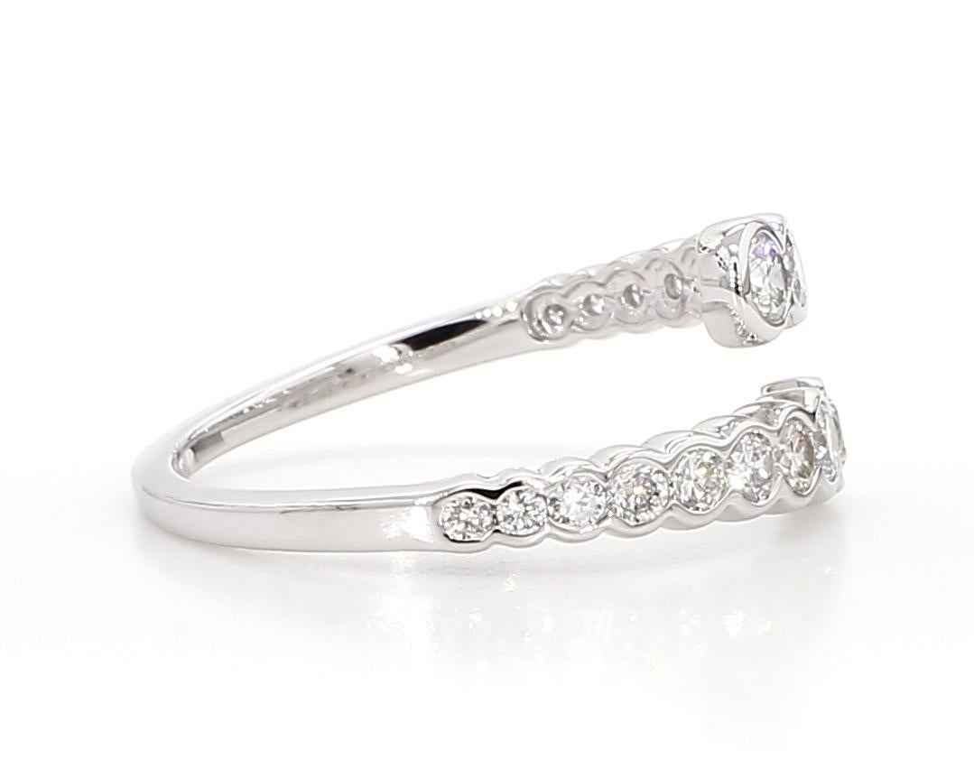 Cocktailring, natürlicher weißer runder Diamant 0.78 Karat TW Weißgold im Angebot 3
