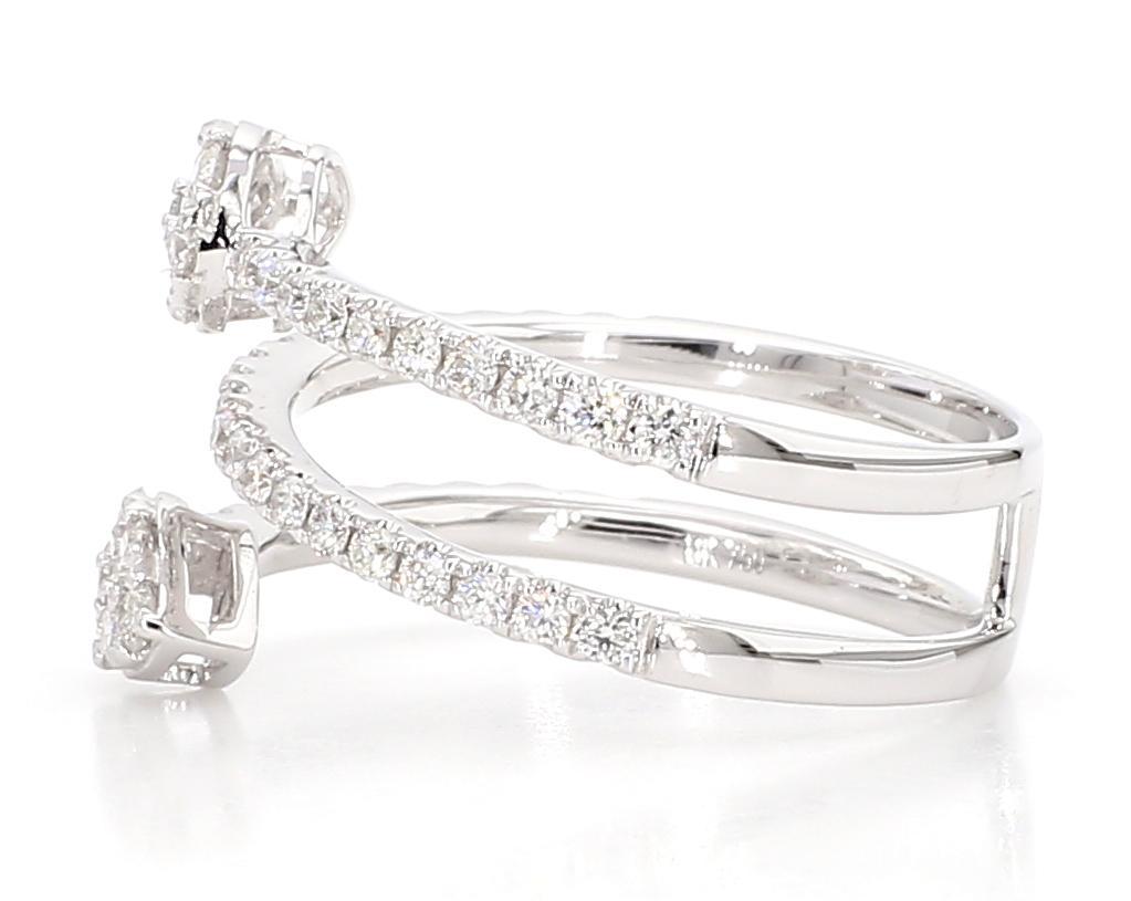 Cocktailring, natürlicher weißer runder Diamant 0.81 Karat TW Weißgold (Rundschliff) im Angebot