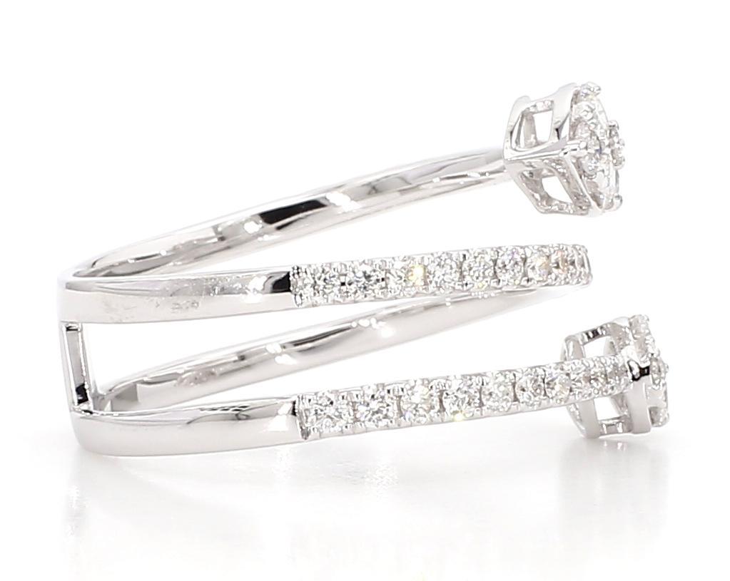 Cocktailring, natürlicher weißer runder Diamant 0.81 Karat TW Weißgold im Angebot 2