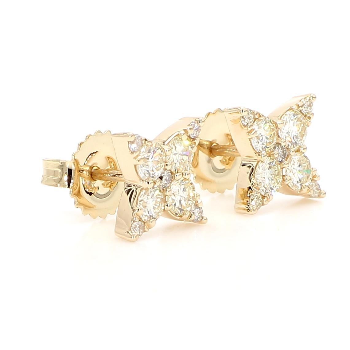 Contemporain Clous d'oreilles en or jaune avec diamants ronds blancs naturels de 0.87 carat poids total en vente