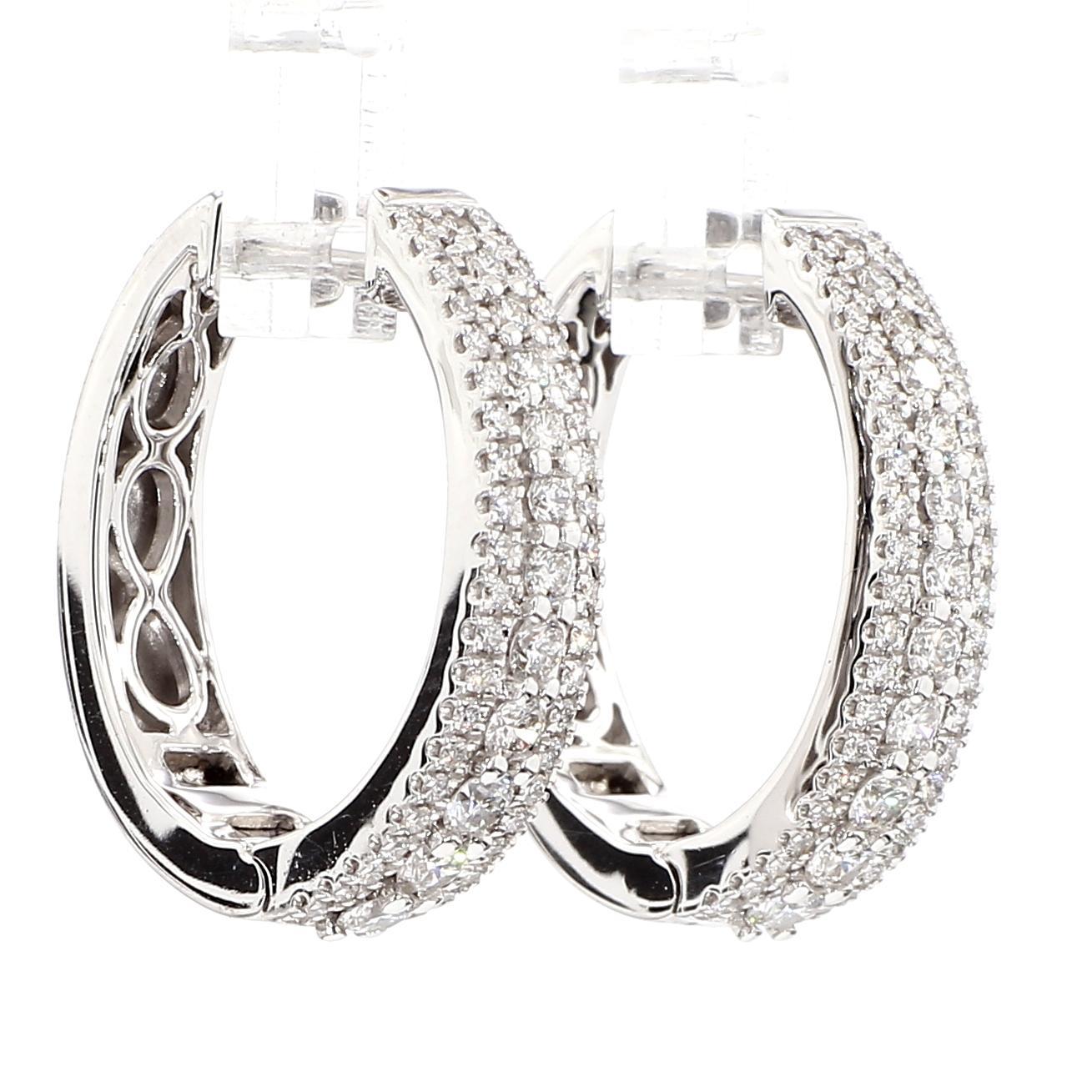 Taille ronde Boucles d'oreilles en or blanc avec diamant blanc rond de 1.01 carat TW en vente