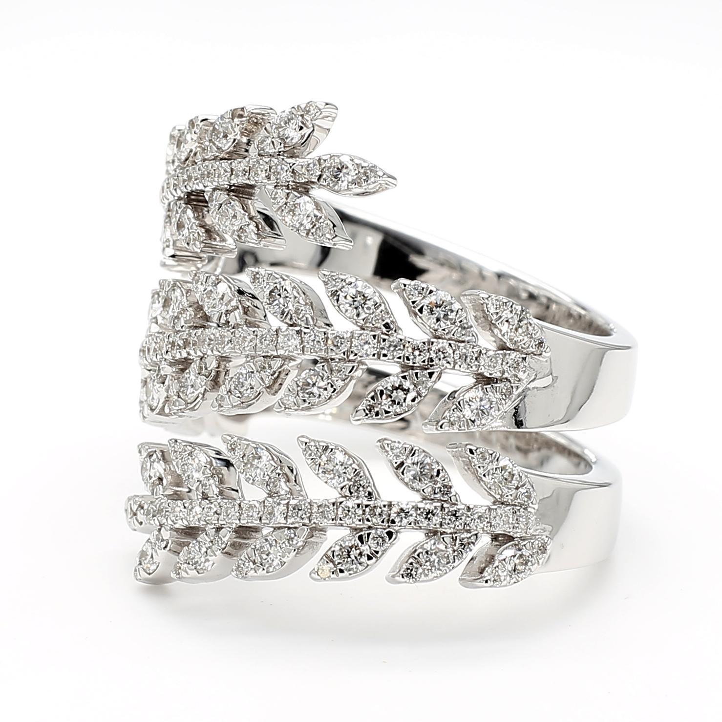 Der schöne Diamantring von RareGemWorld. Montiert in einer schönen 18K Weißgold Fassung mit natürlichen runden weißen Diamanten Nahkampf. Dieser Ring wird Sie garantiert beeindrucken und Ihre persönliche Sammlung bereichern!

Gesamtgewicht: