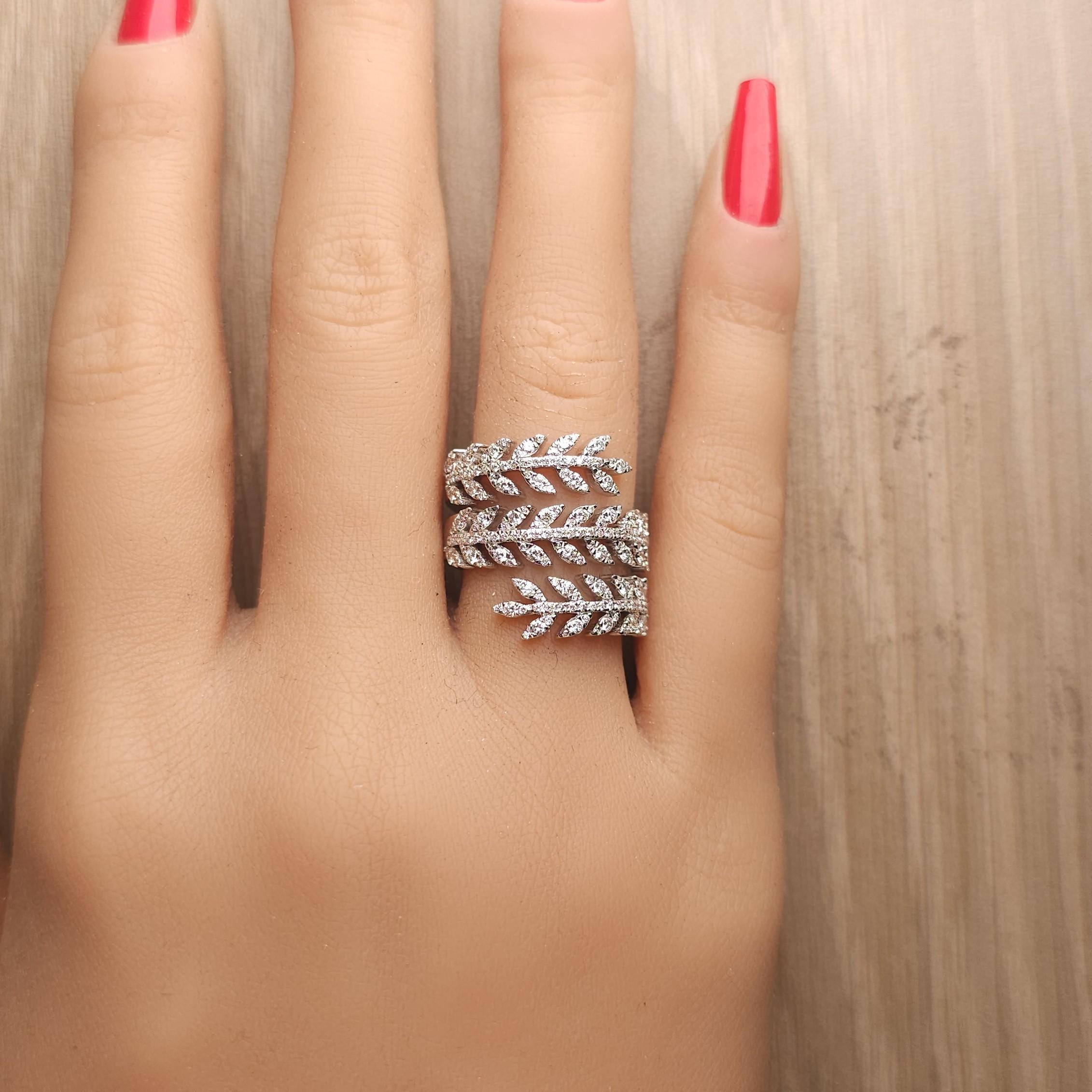 Natürlicher weißer runder Diamant 1.05 Karat TW Weißgold Cocktail-Ring im Zustand „Neu“ im Angebot in New York, NY