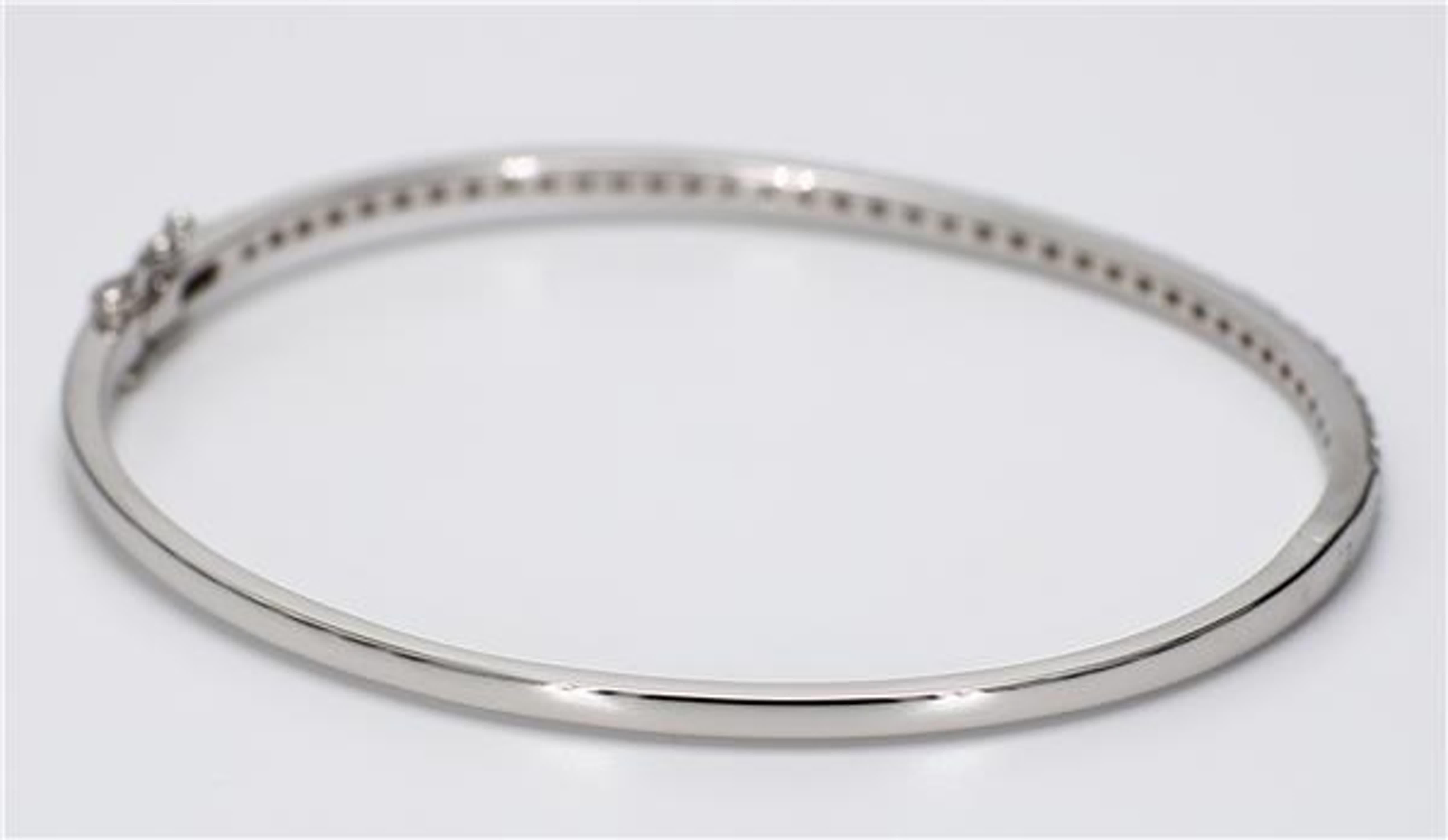 Natural White Round Diamond 1.06 Carat TW White Gold Bracelet In New Condition In New York, NY