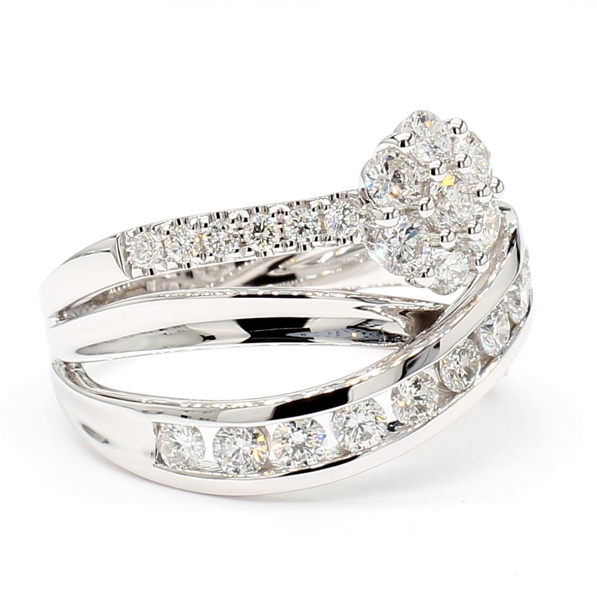 Round Cut Natural White Round Diamond 1.18 Carat TW White Gold Cocktail Ring For Sale