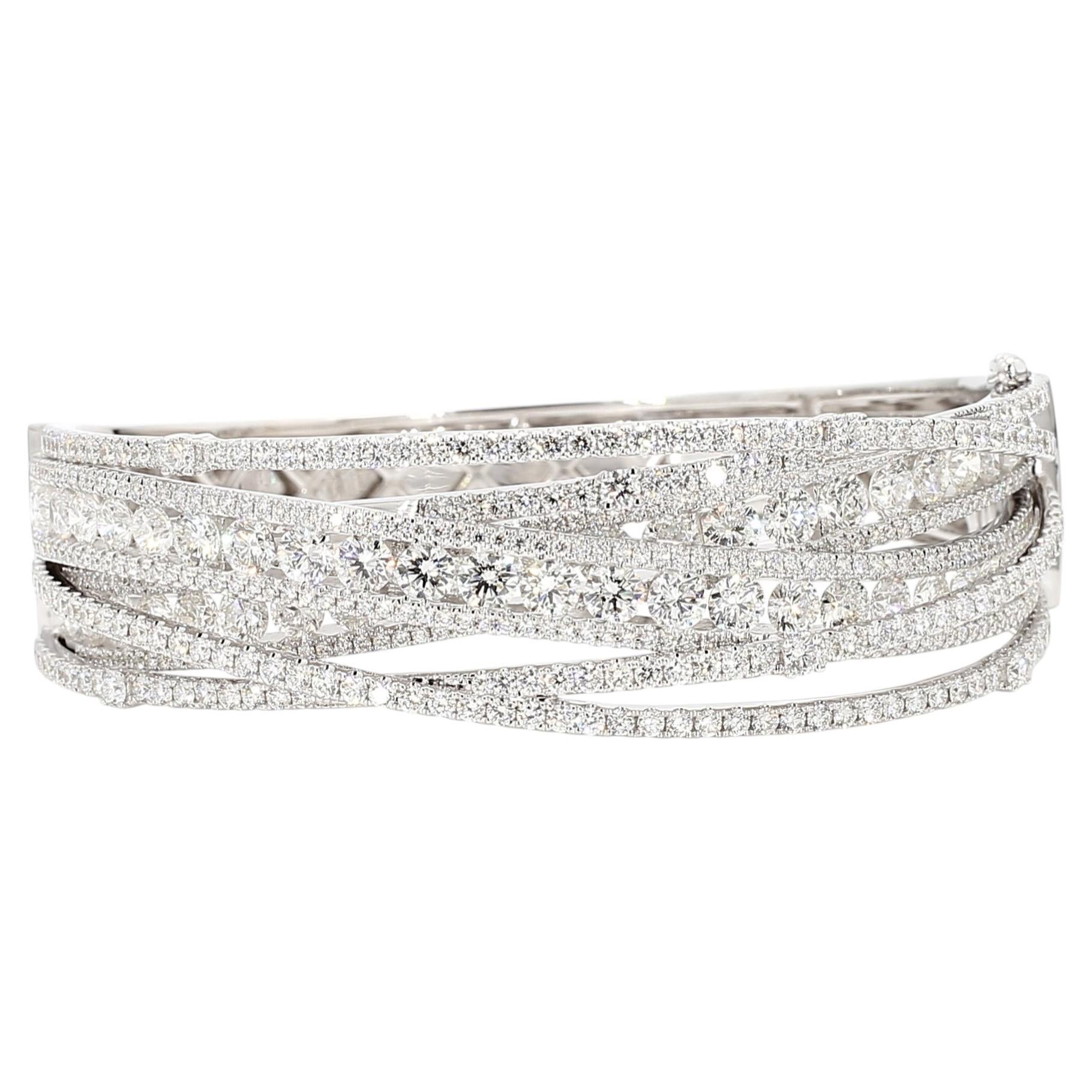 Natural White Round Diamond 13.16 Carat TW Gold Cuff Bracelet