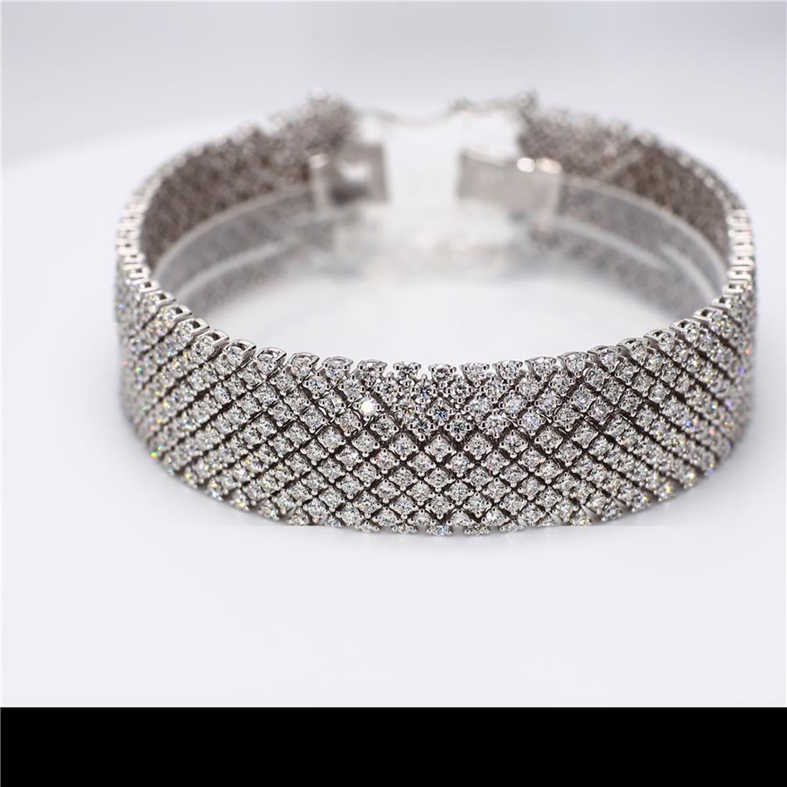 RareGemWorld's classic diamond bracelet. Mounted in a beautiful 14K White Gold setting with round natural white diamond melee. This bracelet is guaranteed to impress and enhance your personal collection.

Total Weight: 15.00cts

Diamond