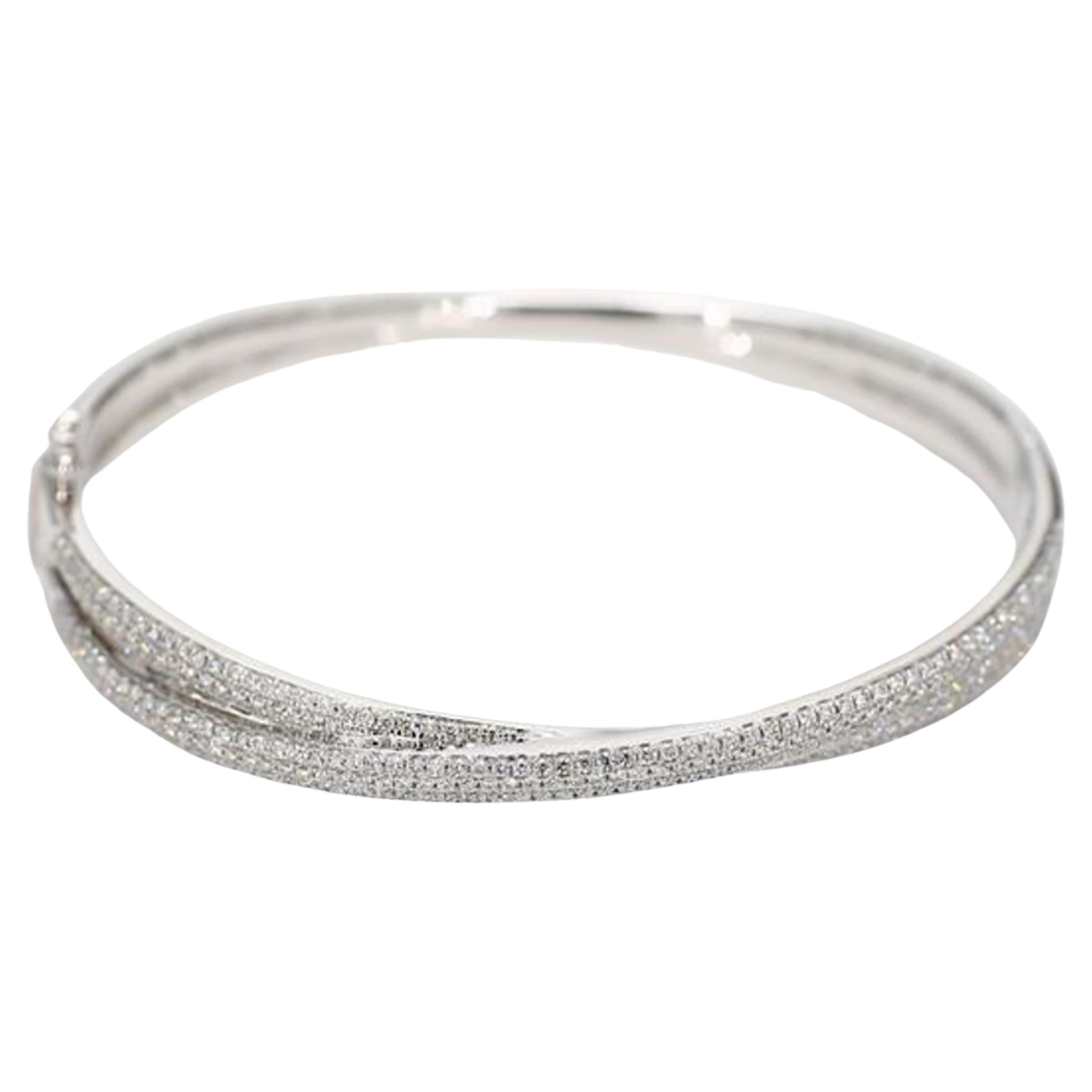 Natural White Round Diamond 1.55 Carat TW White Gold Cuff Bracelet For Sale