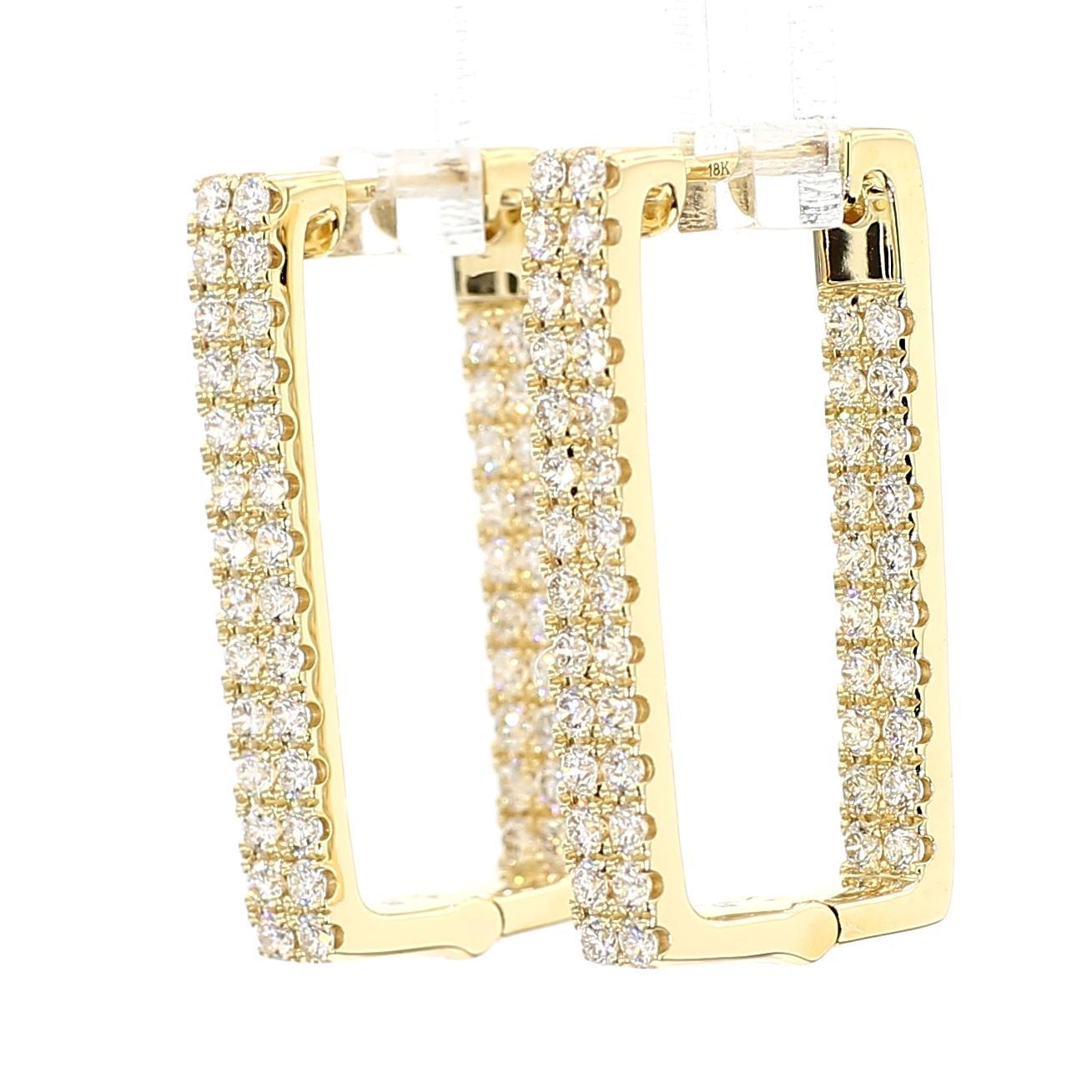 I bellissimi orecchini di diamanti di RareGemworld. Montato in una splendida montatura in oro giallo 18 carati con diamanti bianchi naturali a taglio rotondo. Questi orecchini sono garantiti per stupire e arricchire la tua collezione