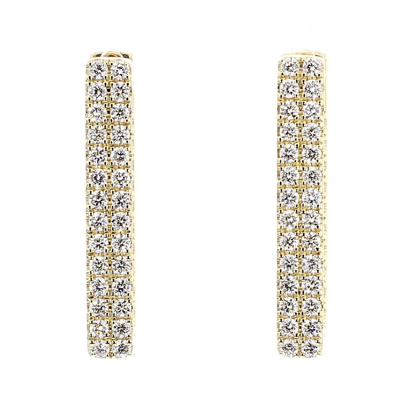 Contemporaneo Orecchini a cerchio in oro giallo con diamante bianco naturale rotondo da 1.55 carati TW in vendita