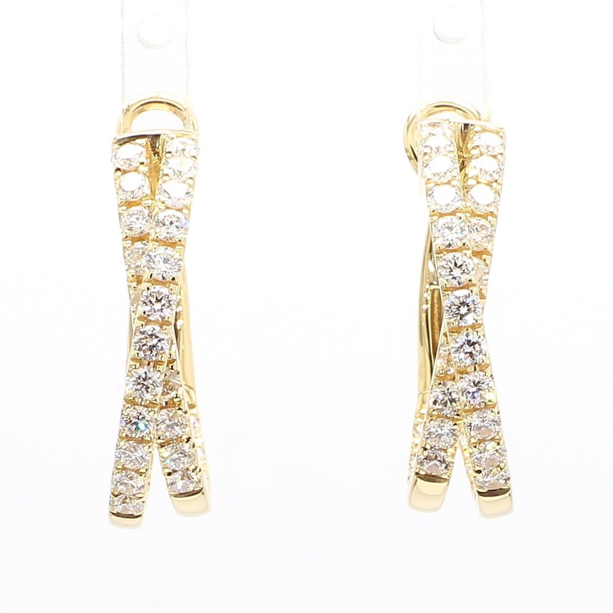 Contemporain Boucles d'oreilles en or jaune ornées de diamants ronds blancs naturels de 1.66 carats TW en vente