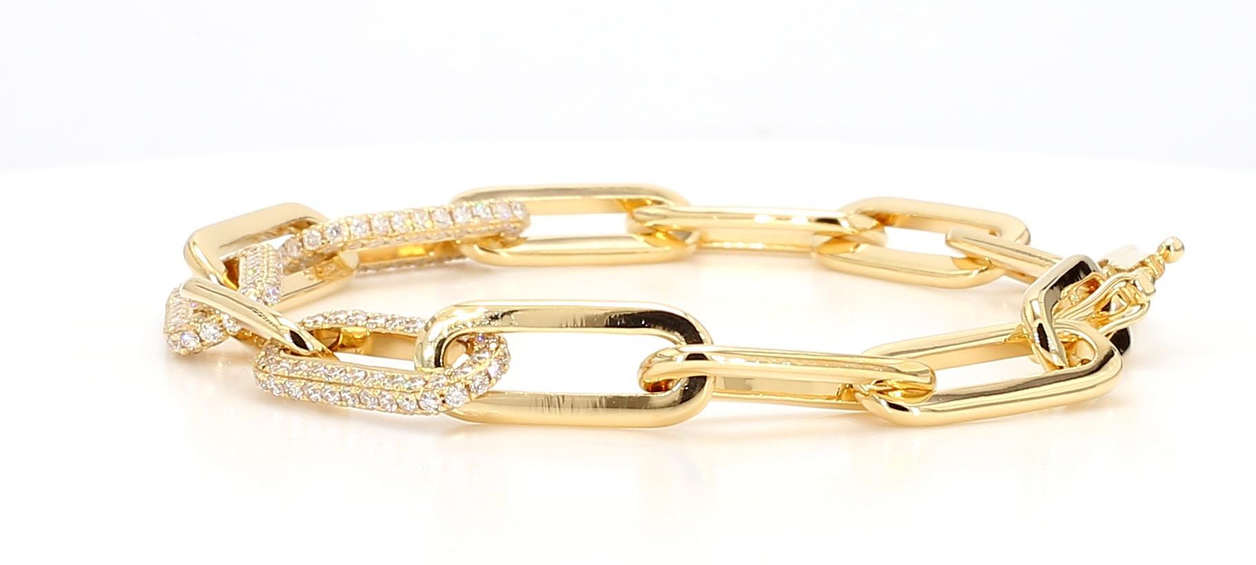 Round Cut Natural White Round Diamond 2.01 Carat TW Yellow Gold Link Bracelet For Sale