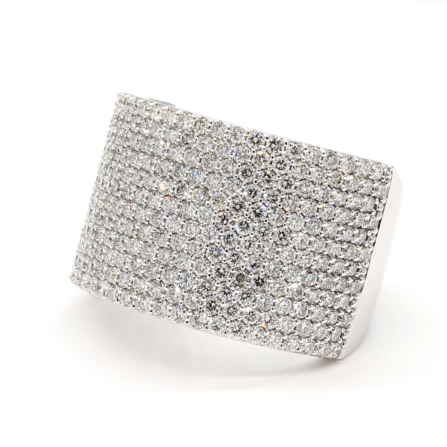 RareGemWorld's schönes Diamantband. Montiert in einer schönen 18K Weißgold Fassung mit natürlichen runden weißen Diamanten Nahkampf. Dieses Band wird Sie garantiert beeindrucken und Ihre persönliche Sammlung bereichern!

Gesamtgewicht: