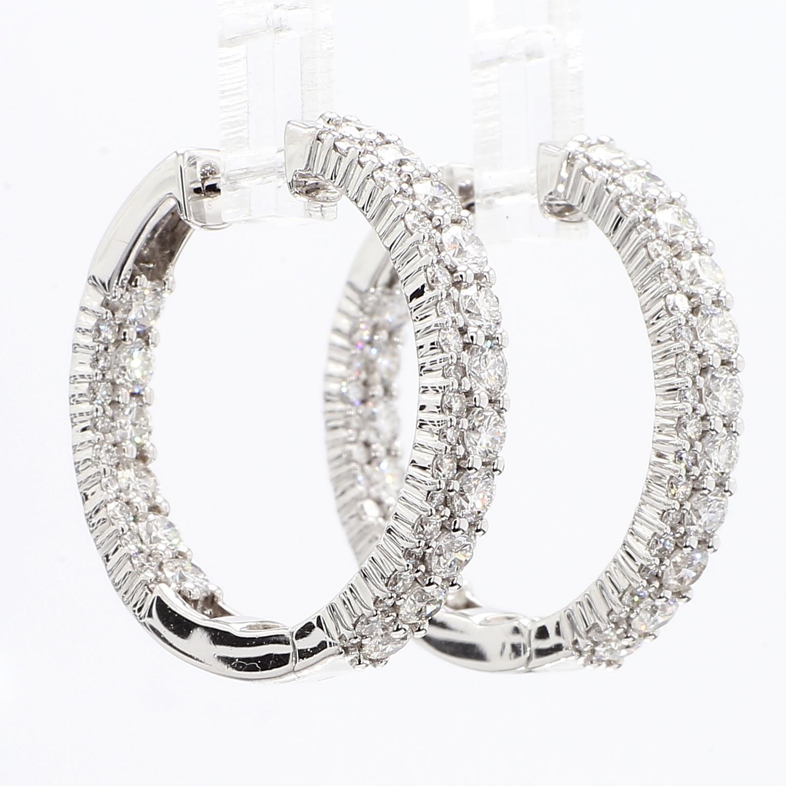 Taille ronde Boucles d'oreilles en or blanc avec diamant blanc rond de 2.65 carat TW en vente