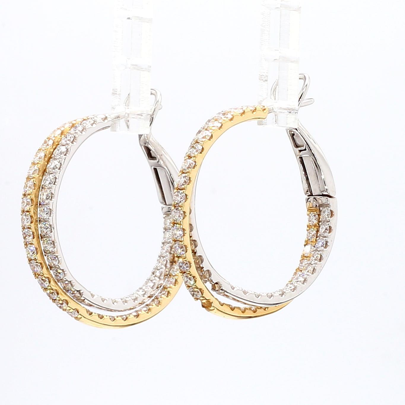 I bellissimi orecchini di diamanti di RareGemworld. Montato in una splendida montatura in oro giallo e bianco 14K con diamanti bianchi naturali a taglio rotondo. Questi orecchini sono garantiti per stupire e arricchire la tua collezione
