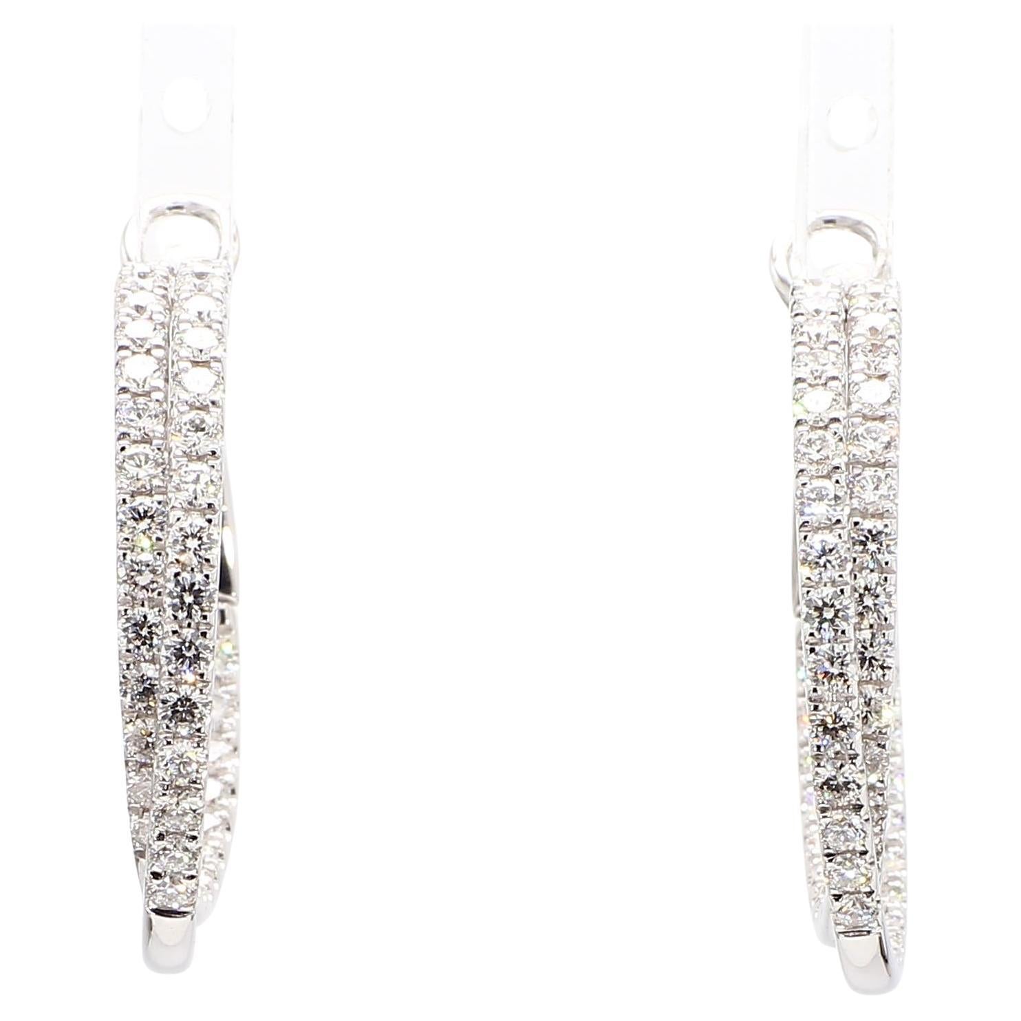 Orecchini a cerchio in oro bianco con diamante tondo naturale da 2.70 carati TW