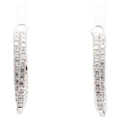 Orecchini a cerchio in oro bianco con diamante tondo naturale da 2.70 carati TW