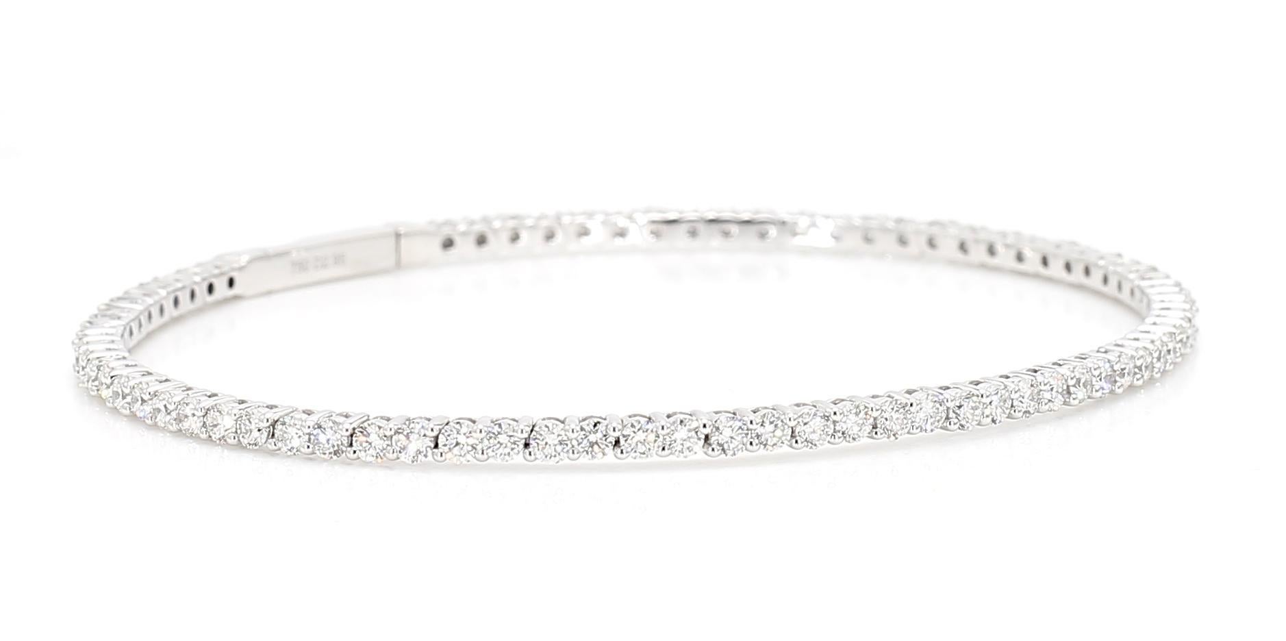 Contemporaneo Bracciale in oro bianco con diamanti rotondi naturali da 2.95 carati TW in vendita