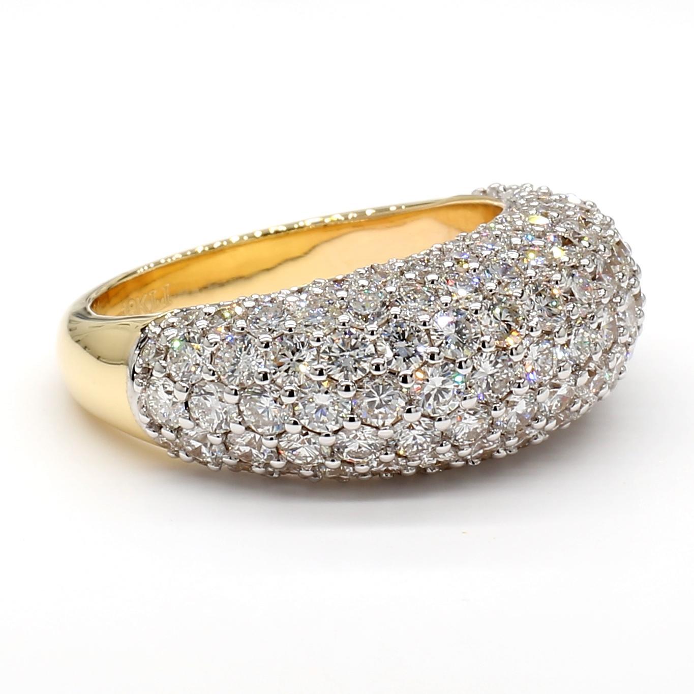 Contemporain Bague cocktail en or blanc naturel avec diamants ronds de 3.53 carat poids total en vente