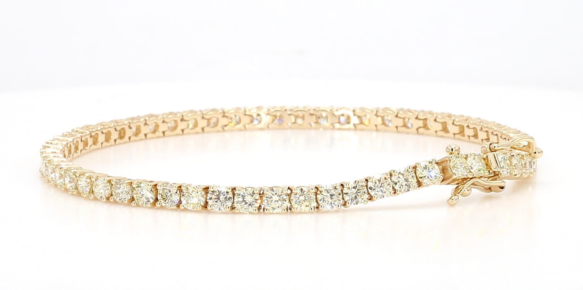 Round Cut Natural White Round Diamond 5.08 Carat TW Yellow Gold Link Bracelet For Sale