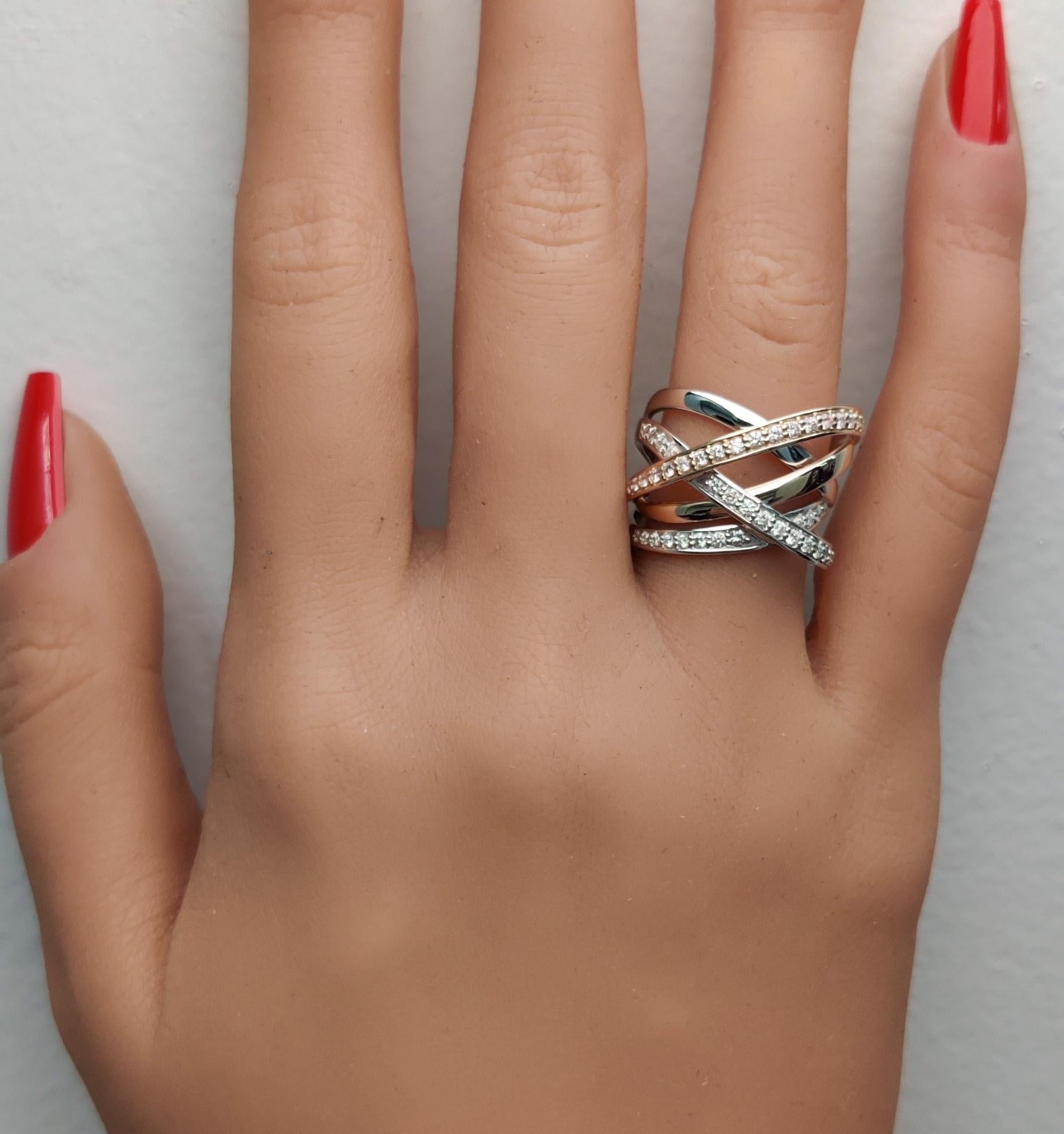Natural White Round Diamond .61 Carat TW Gold Cocktail Ring In New Condition For Sale In New York, NY