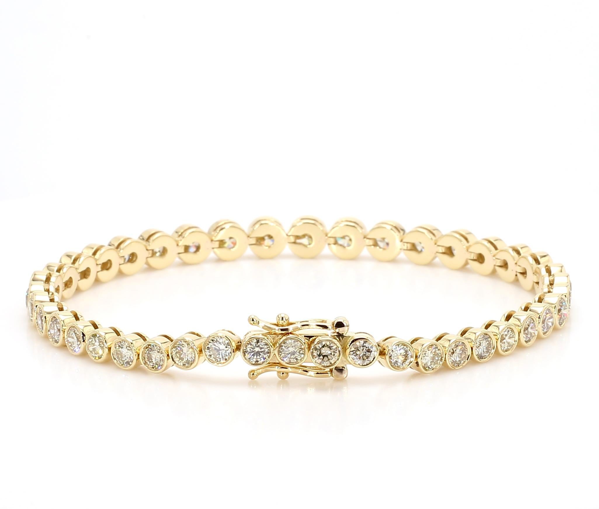 RareGemWorld's beautiful diamond bracelet. Mounted in a beautiful 18K Yellow Gold setting with round natural white diamond melee. This bracelet is guaranteed to impress and enhance your personal collection.

Total Weight: 6.76cts

Bracelet Size: 7.0