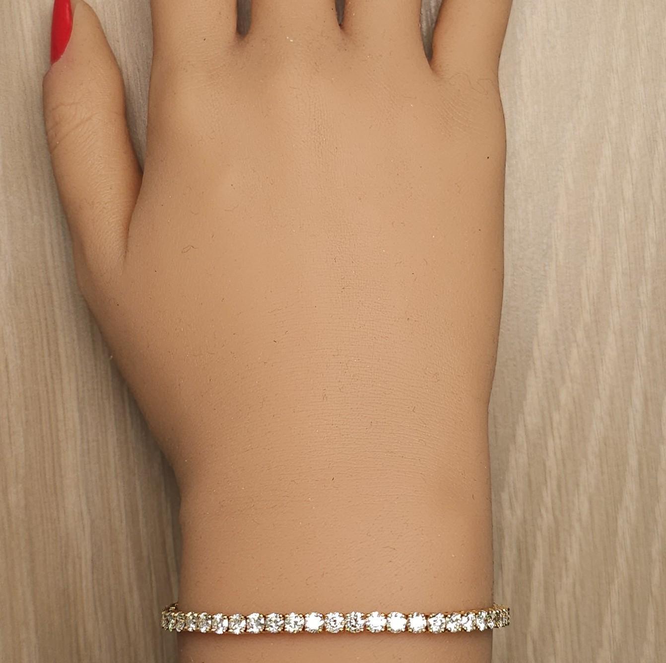 Diamante redondo blanco natural 7.50 quilates TW Pulsera de tenis de oro amarillo en venta 4