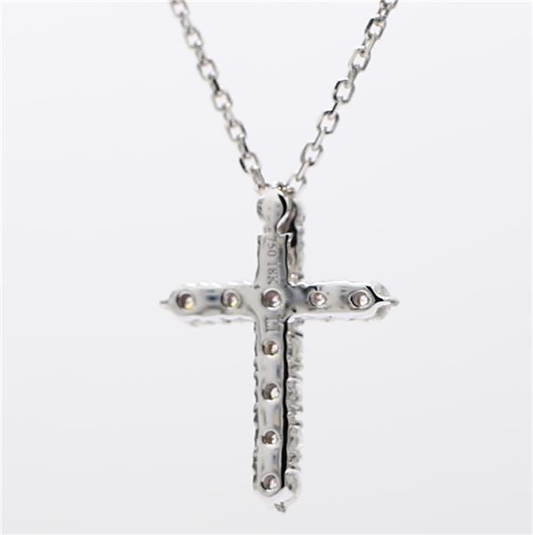 Natural White Round Diamond .88 Carat TW White Gold Cross Pendant In New Condition For Sale In New York, NY