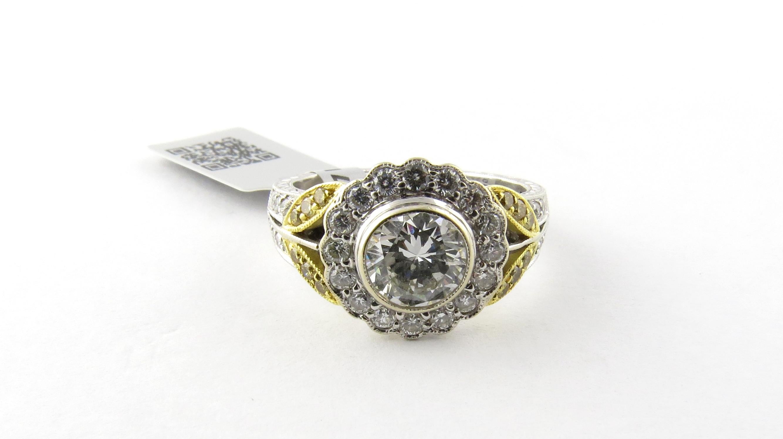 Women's Natural White Yellow Diamond 18K White Gold Cluster Flower Ring 1.55cts IGI Cert For Sale