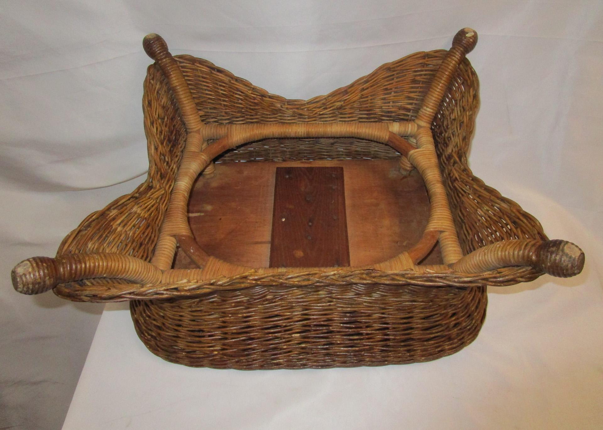 Natural Wicker Antique Footstool Heywood Brothers & Wakefield Co. w/Leather Seat For Sale 1