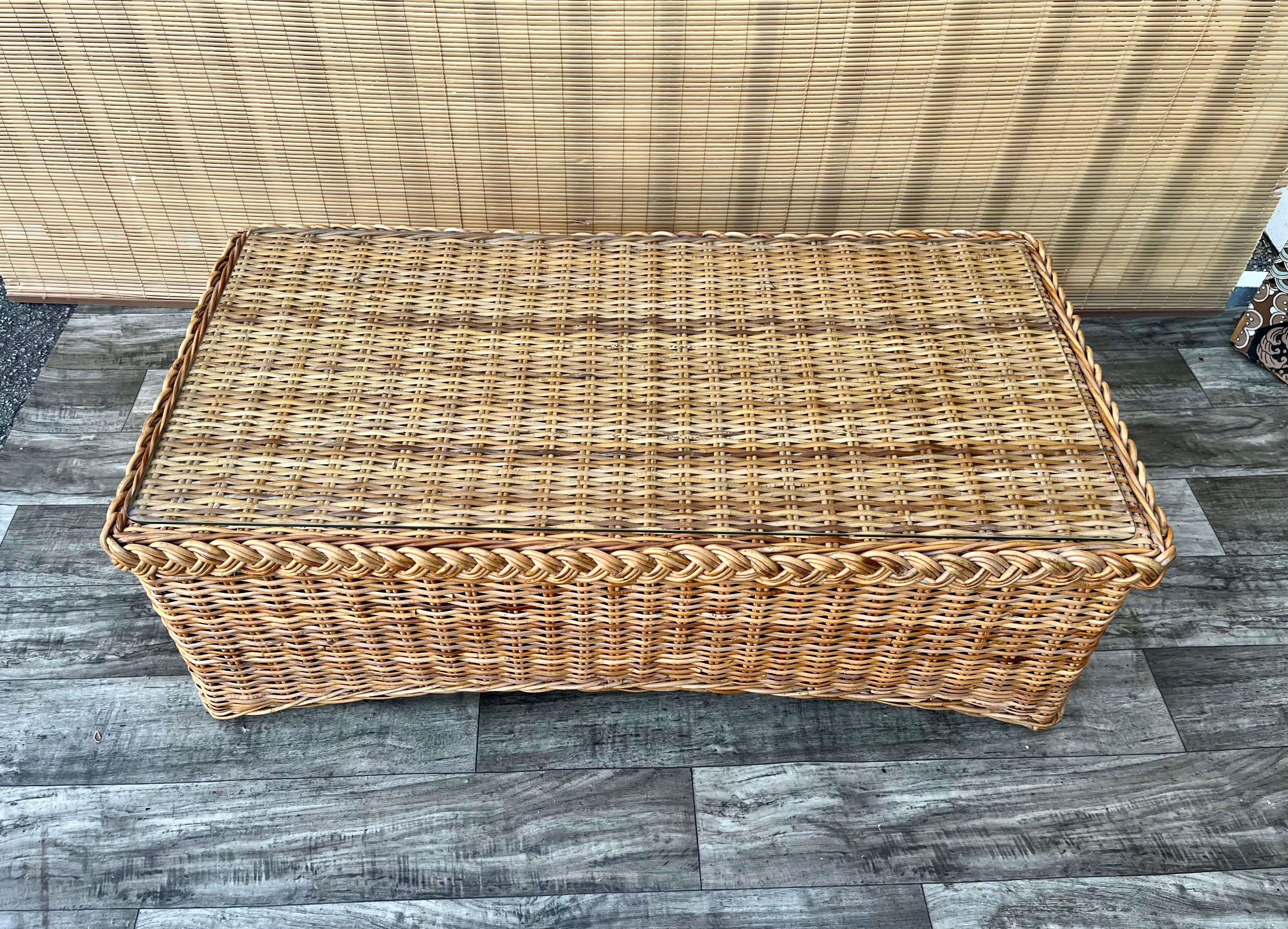 Hong Kong Natural Wicker/Rattan Coastal Style Coffee Table. Circa 1970s For Sale