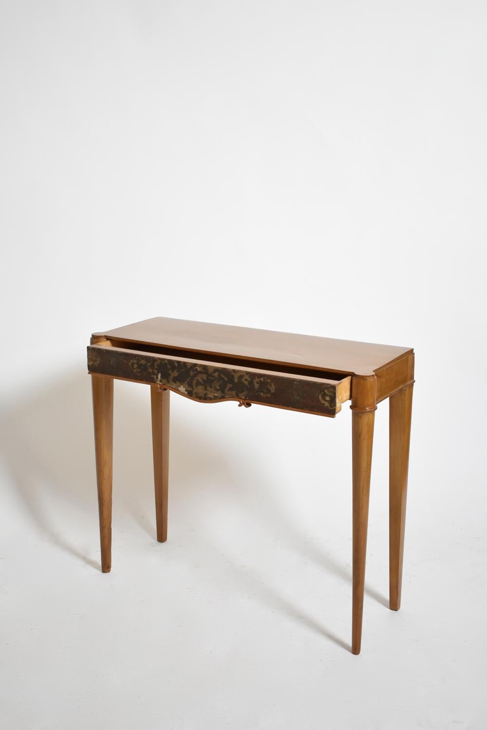 French Natural wood and lacquered console, 1940s. For Sale