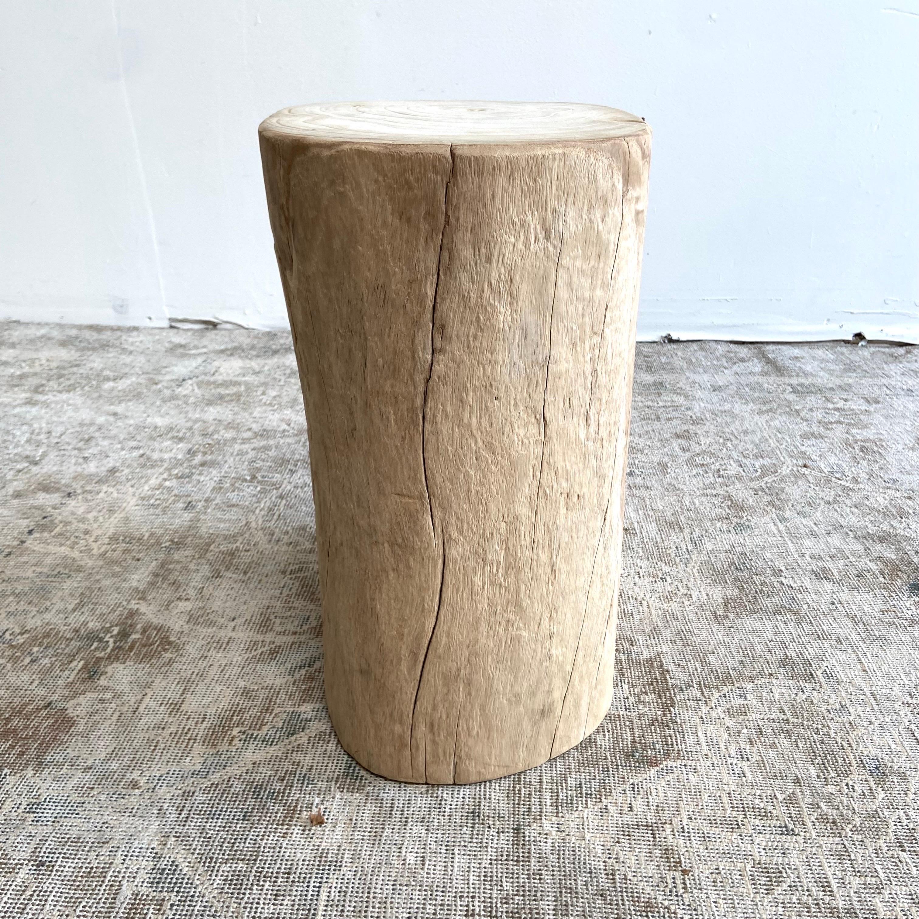 stump stool new world