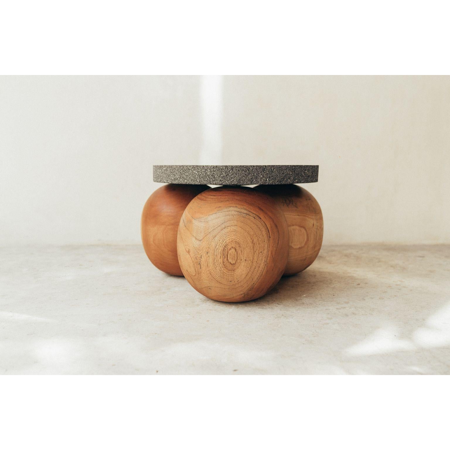 Natural wooden balls table with volcanic stone cover by Daniel Orozco
Dimensions: D20 x H50 cm
Materials: Wood, Volcanic Stone

Daniel Orozco Estudio
We are an inclusive interior design estudio, who love to work with fabrics and natural