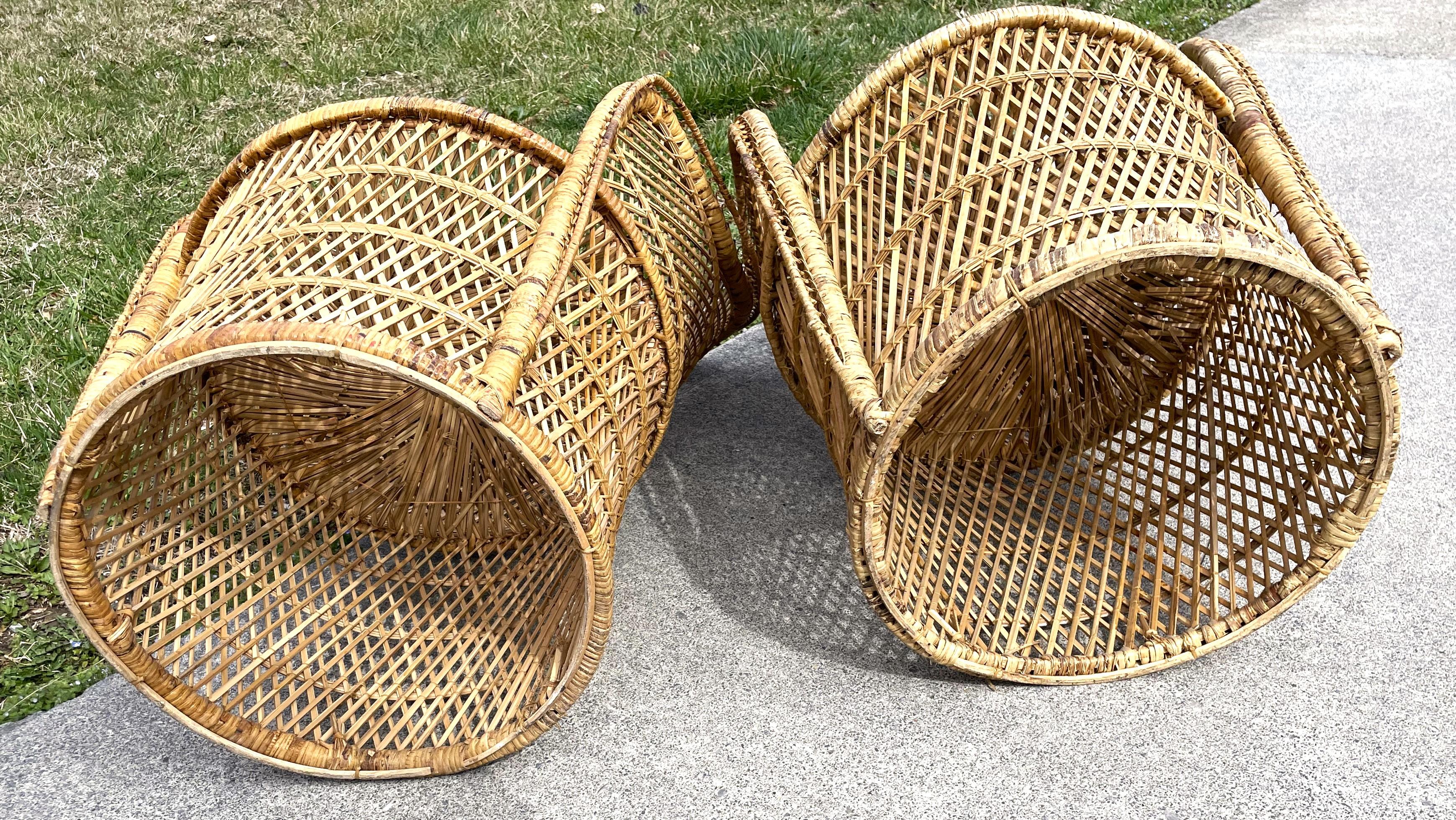Natural Woven Rattan/Wicker Mid Century Barrel Chairs a Pair For Sale 10