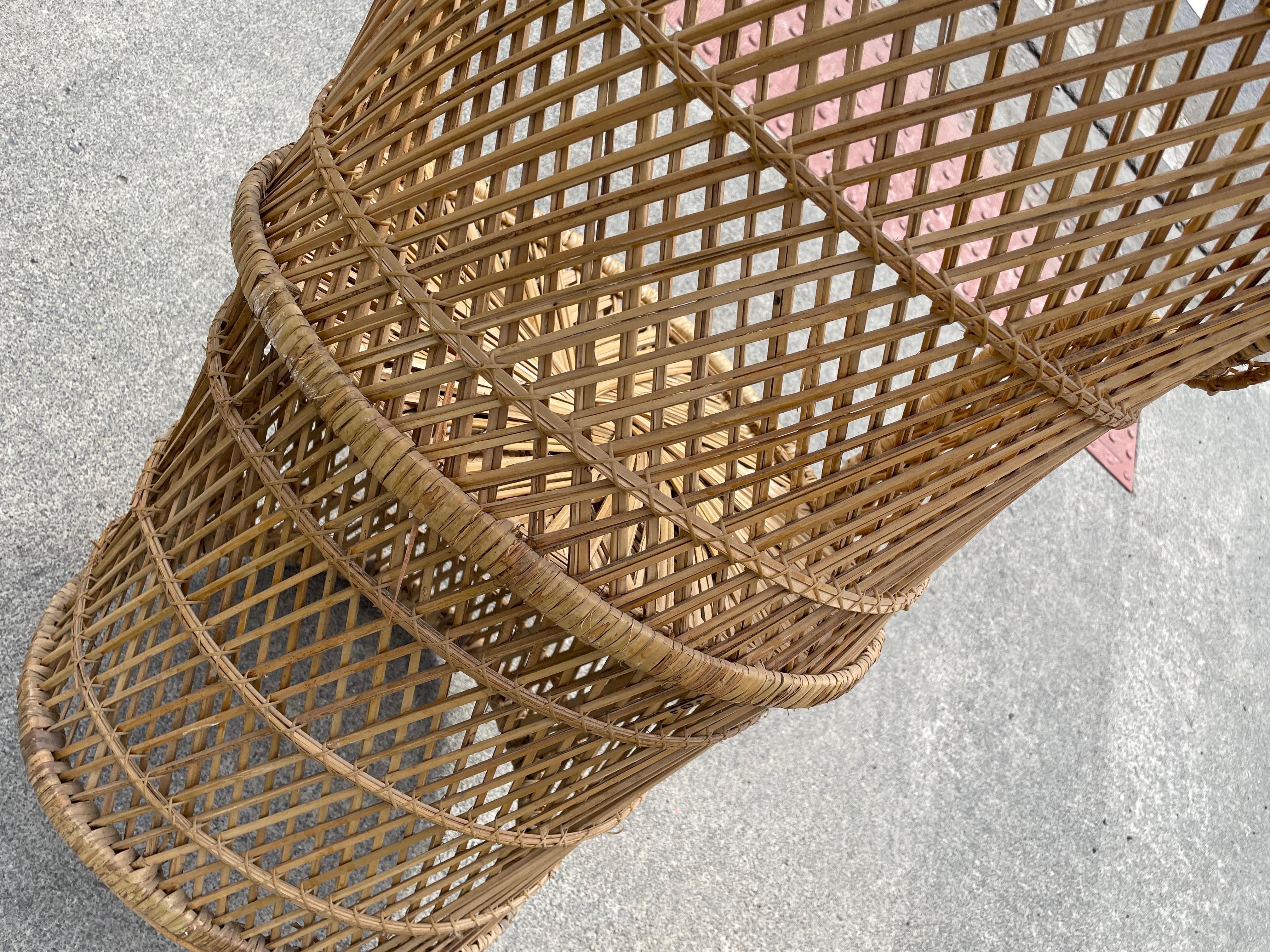 Natural Woven Rattan/Wicker Mid Century Barrel Chairs a Pair For Sale 2