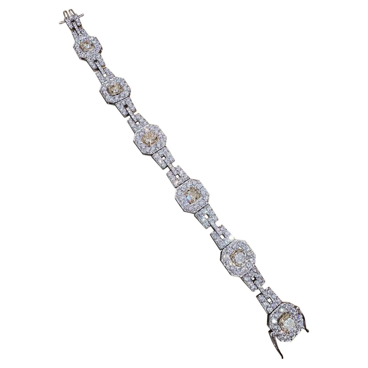 Armband aus 18 Karat Weißgold mit natürlichenen gelben und weißen Diamanten von 15,86 Karat insgesamt