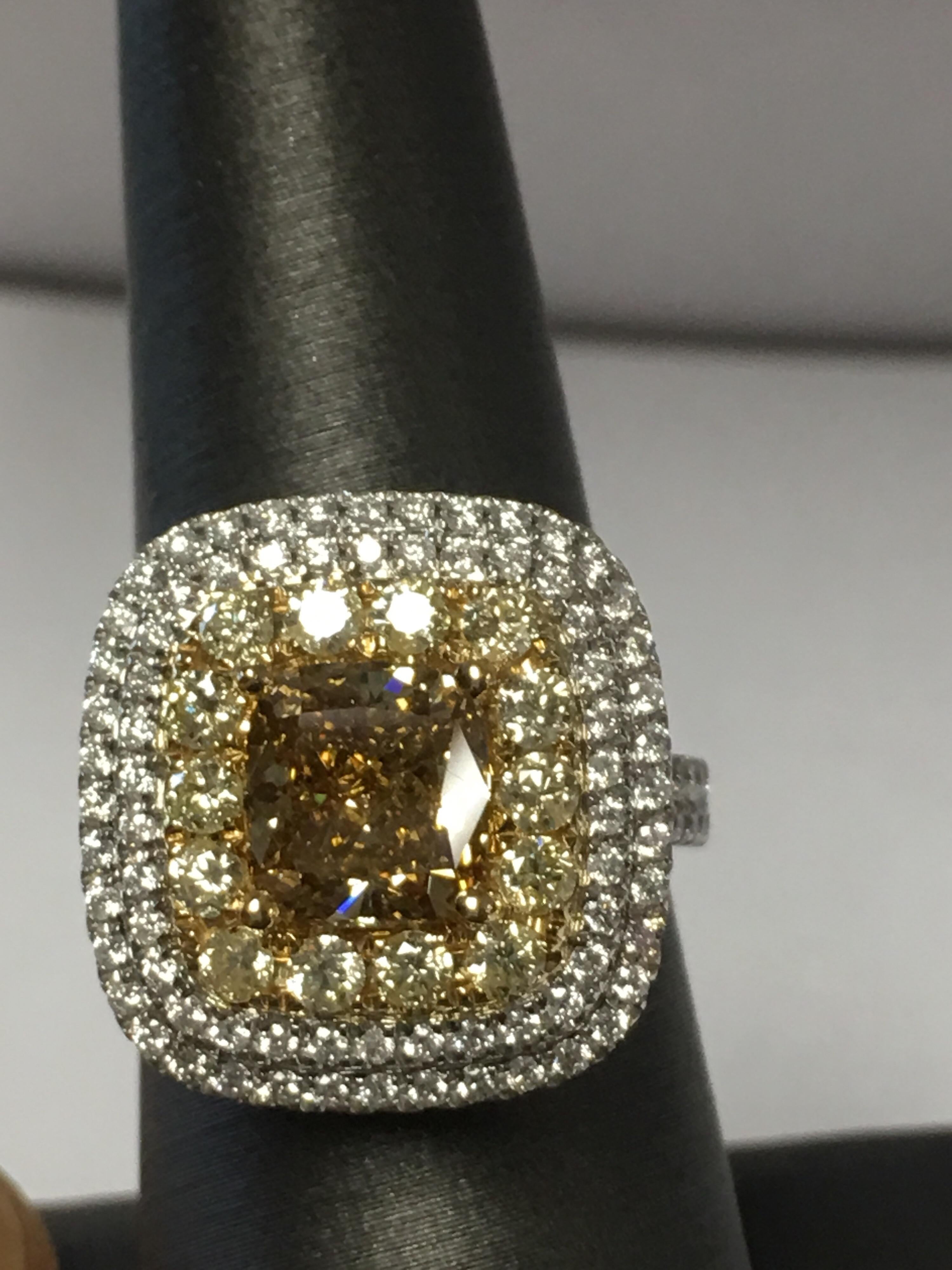 Natural Yellow and White Diamond Ring 2