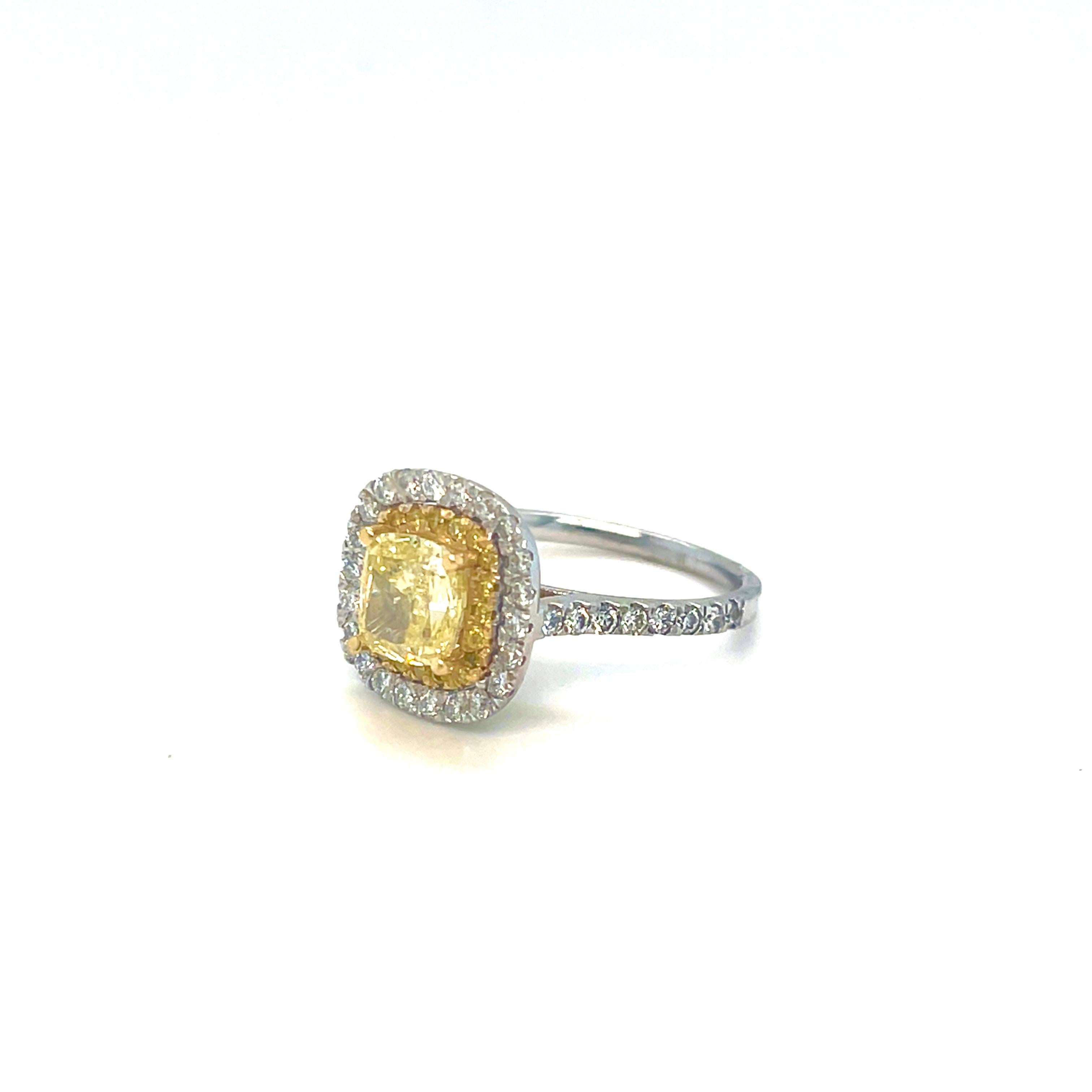 Ring mit natürlichen gelben und weißen Diamanten aus 18-karätigem Gold, 2,30 Karat tw. Damen im Angebot