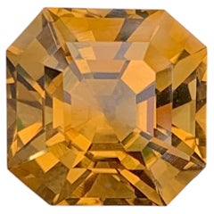 Natural Yellow Citrine Gemstone 5.30 Carat Golden Yellow Loose Citrine for Ring