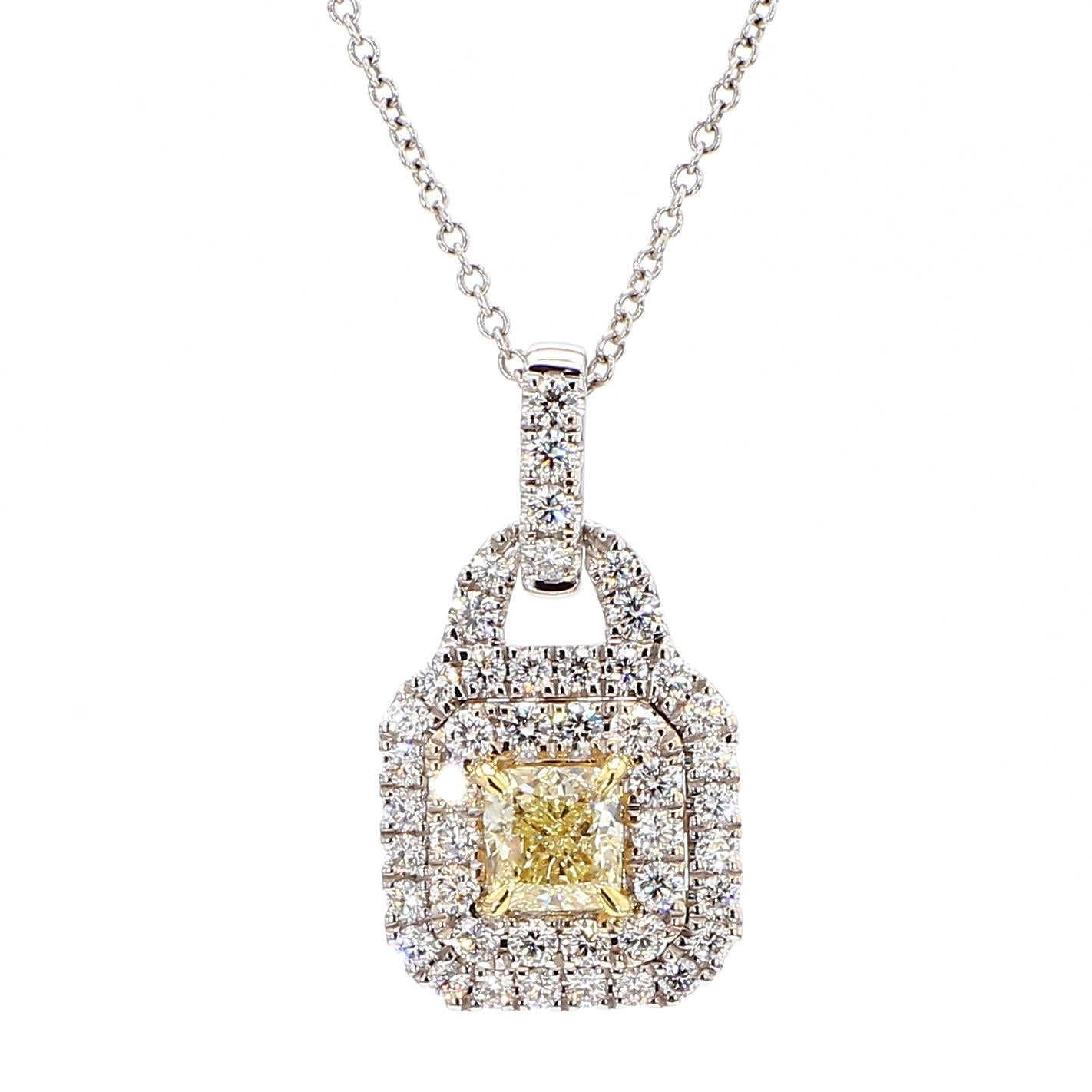 Contemporain Pendentif en or jaune naturel coussin et diamant blanc 1.21 carat TW en vente