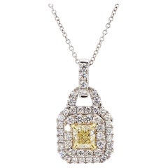 Pendentif en or jaune naturel coussin et diamant blanc 1.21 carat TW