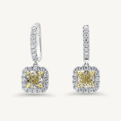 Boucles d'oreilles pendantes en or jaune coussin et diamant blanc de 2.36 carat TW