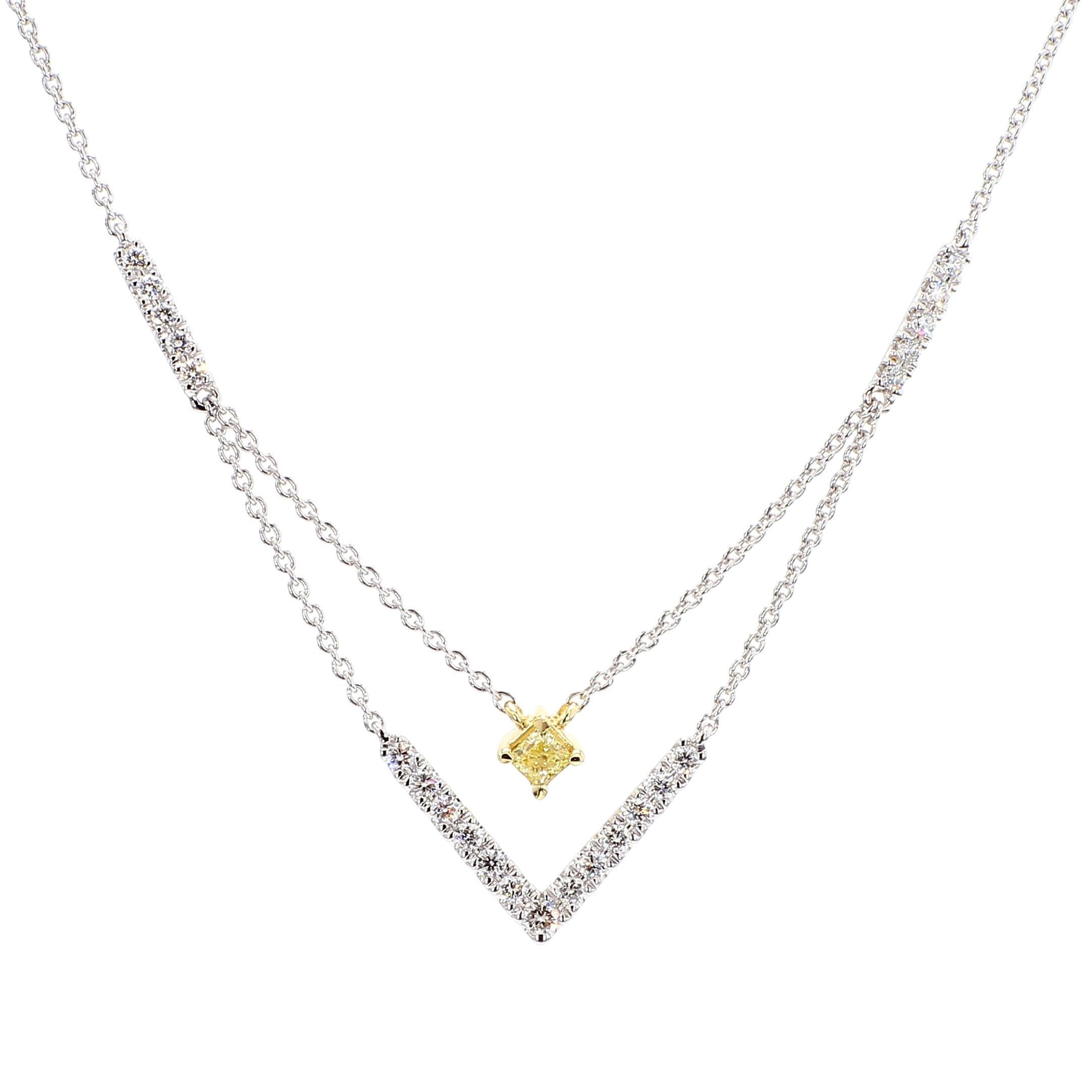 Natural Yellow Cushion Diamond 0.39 Carat TW Gold Drop Necklace (Zeitgenössisch) im Angebot