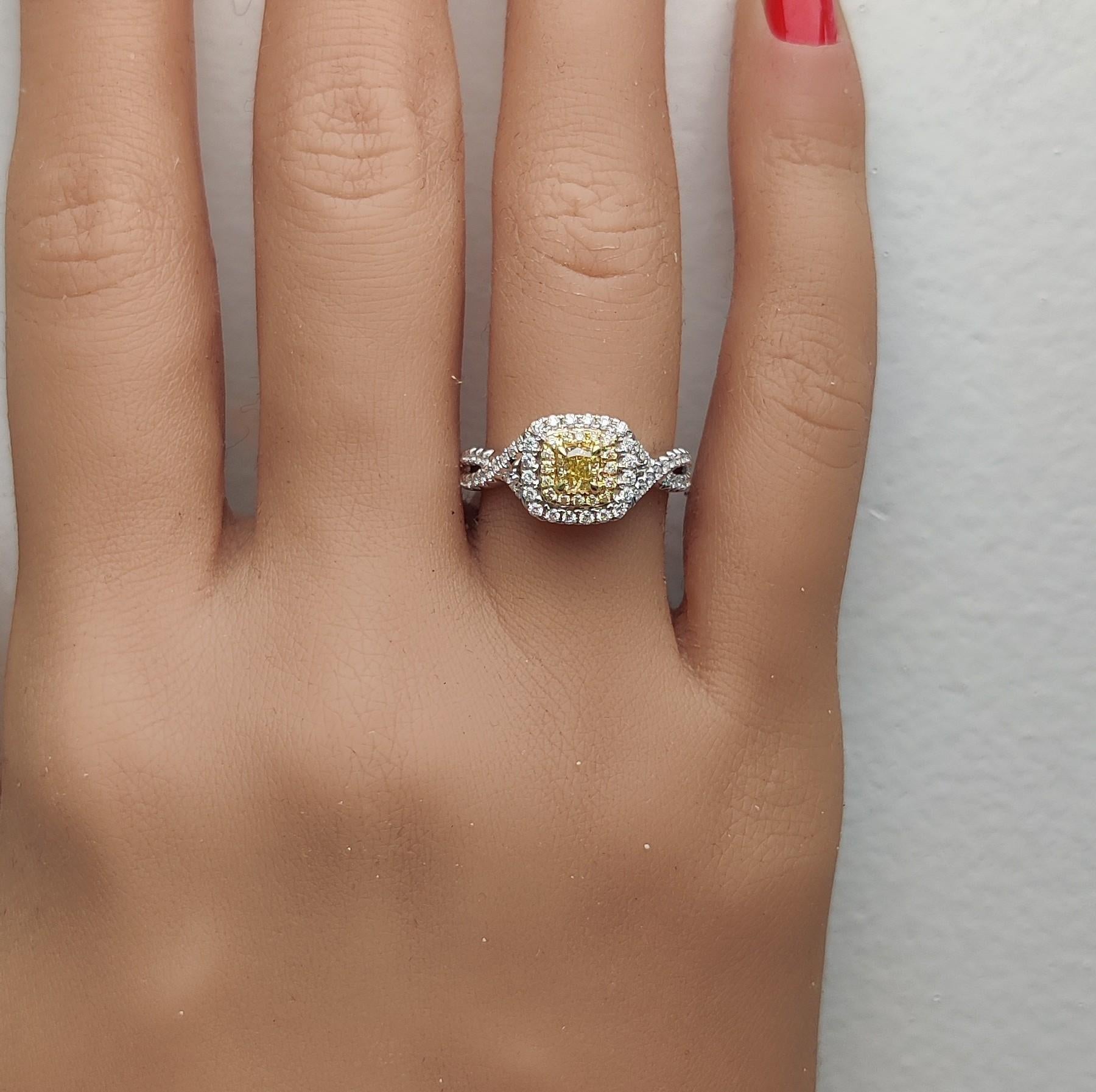 Natural Yellow Cushion Diamond 0.69 Carat TW Gold Cocktail Ring In New Condition For Sale In New York, NY