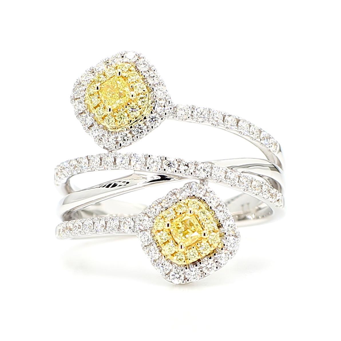 Contemporain Bague cocktail en or jaune naturel taille coussin de 0.88 carat TW en vente