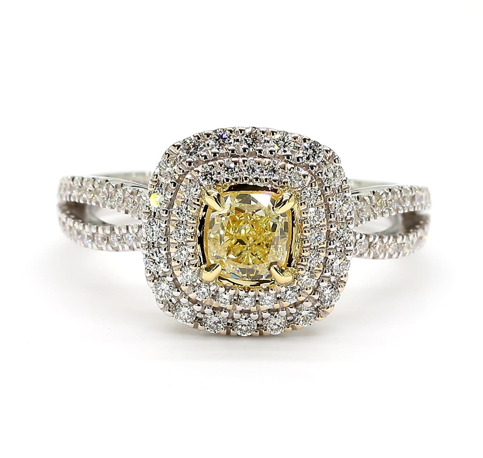 Contemporain Bague cocktail en or jaune naturel taille coussin de 0.99 carat TW en vente